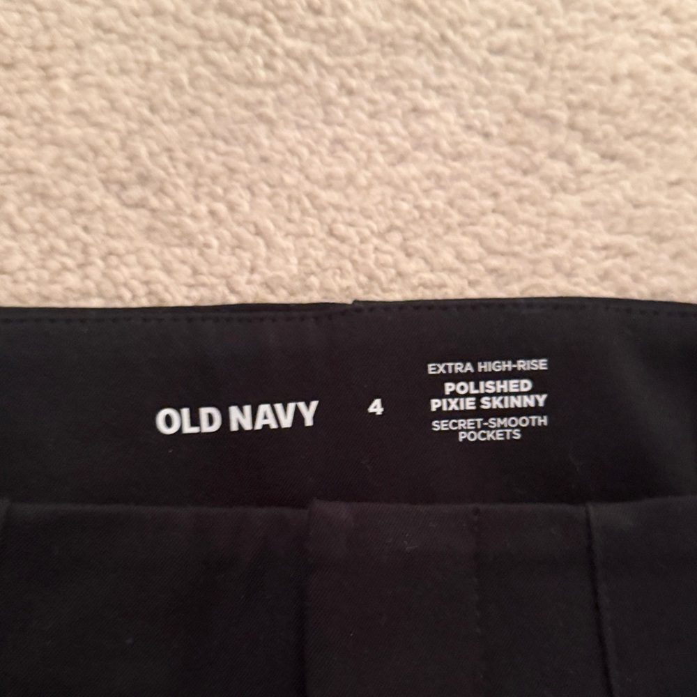Old Navy polished pixie skinny dress pants- Women's Black Pants - Picture 2 of 5